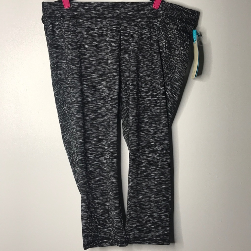 Lane Bryant Livi Active Capri